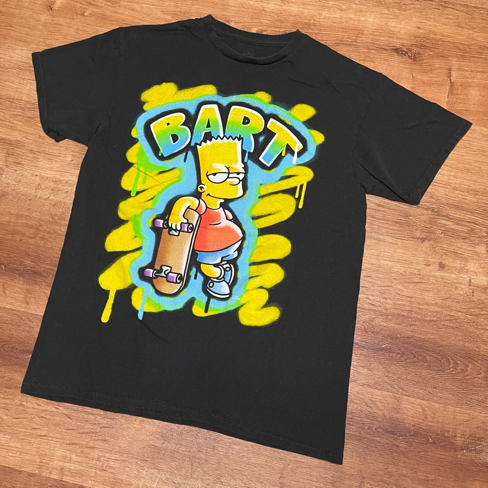 Graphic tee